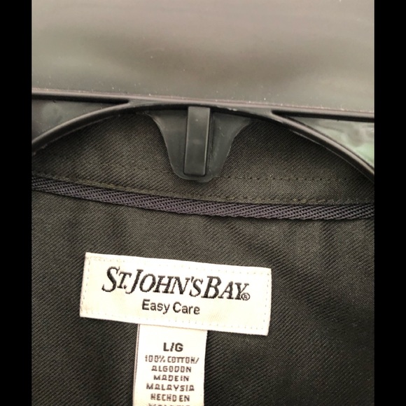 St. John’s Bay Fatigue Green Men’s Shirt. Size M - Picture 2 of 3